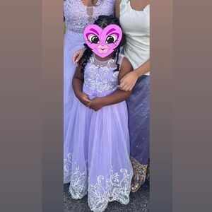 Girl’s Lavender Embroidered Formal Party Dress - fits size 8-10